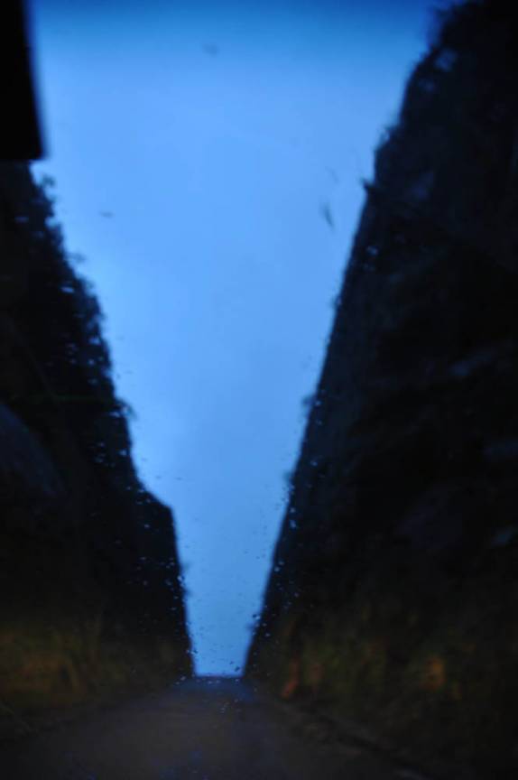 O maior corte feito em rocha no Brasil, com quase 100 metros, no alto da Serra do Corvo Branco, região de Urubici - SC